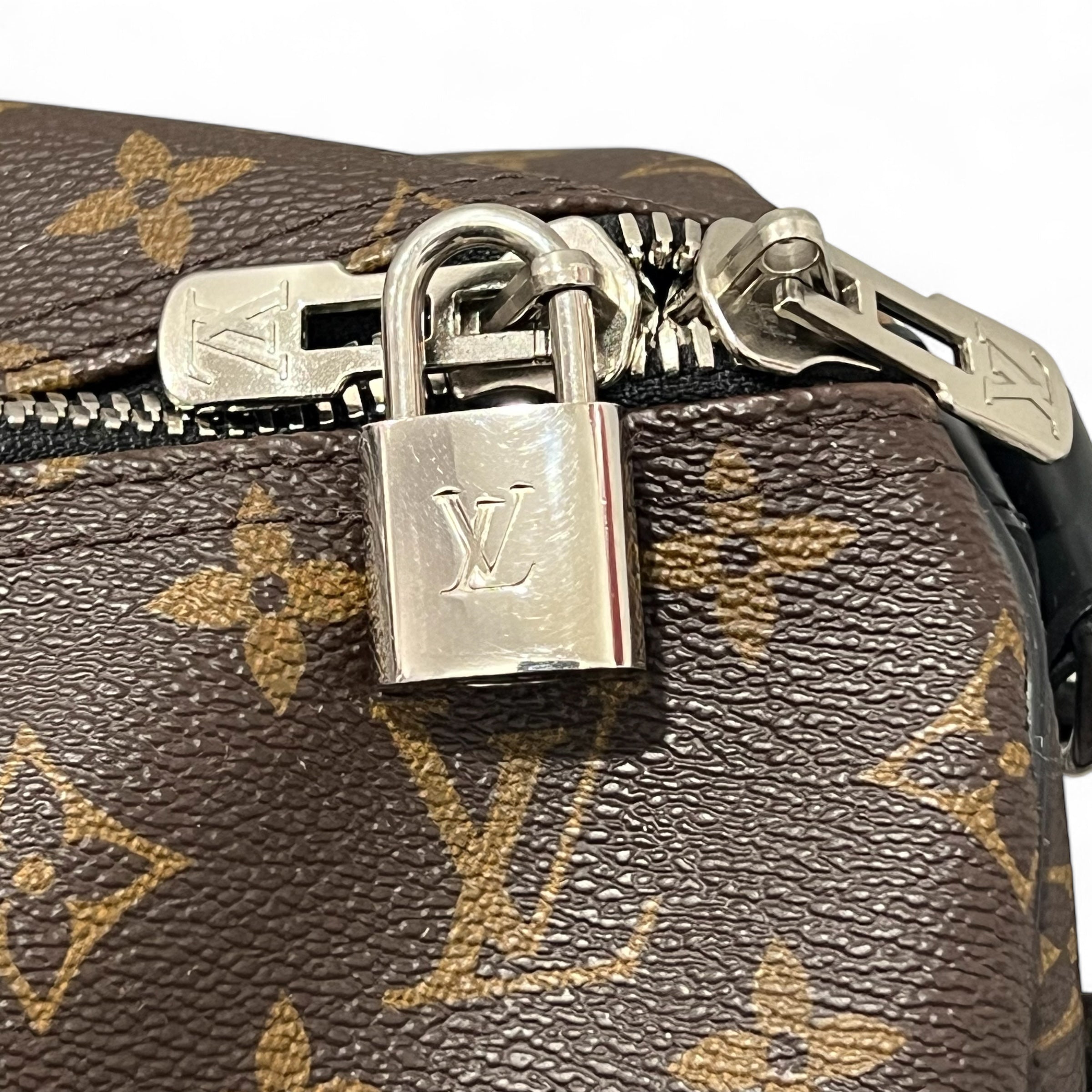 Louis Vuitton - Keepall 55