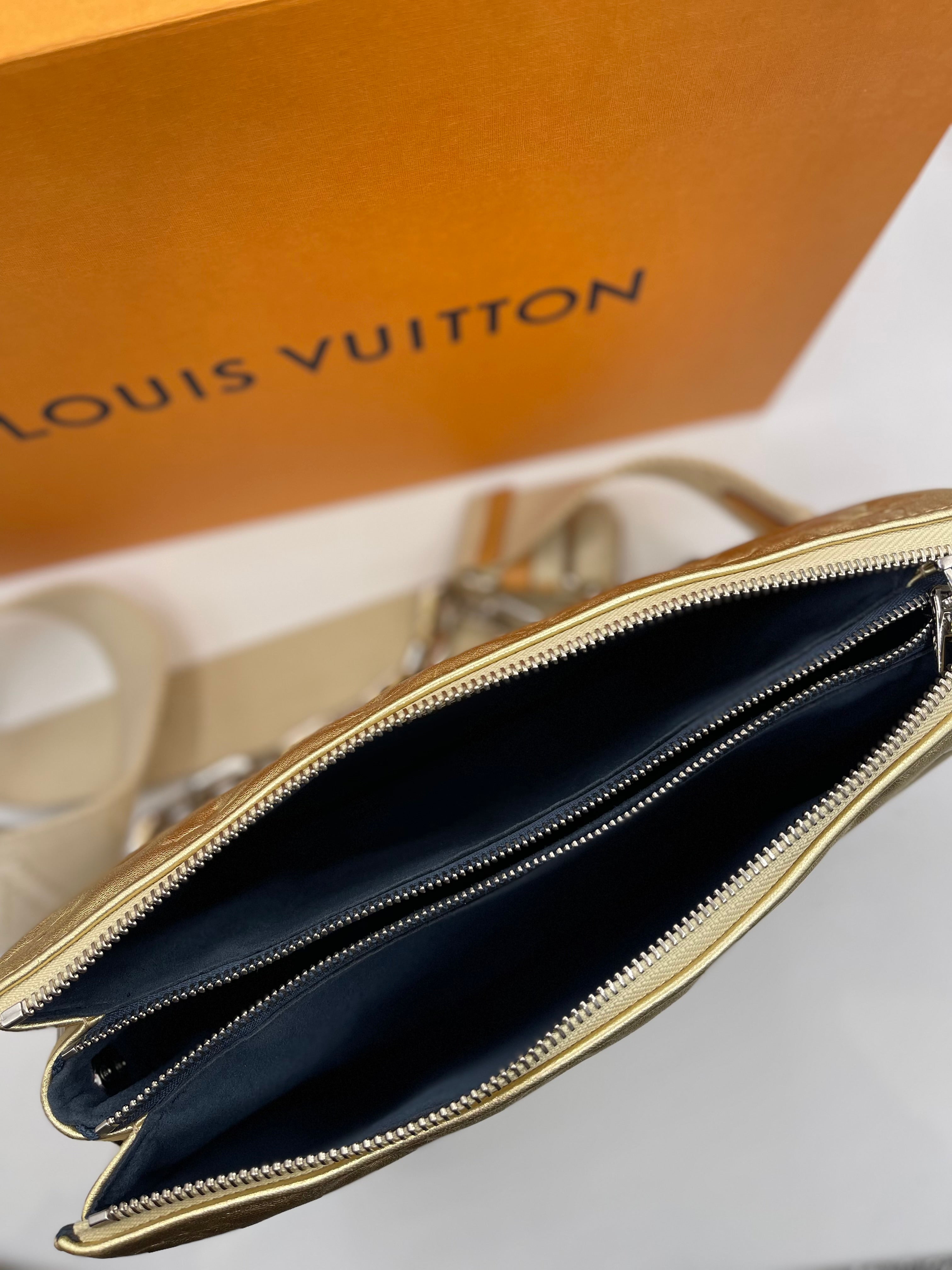 Louis Vuitton - Borsa con cuscino PM