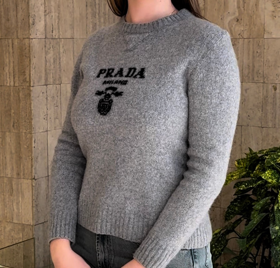 Prada - Pull à col rond en laine et cachemire gris TM