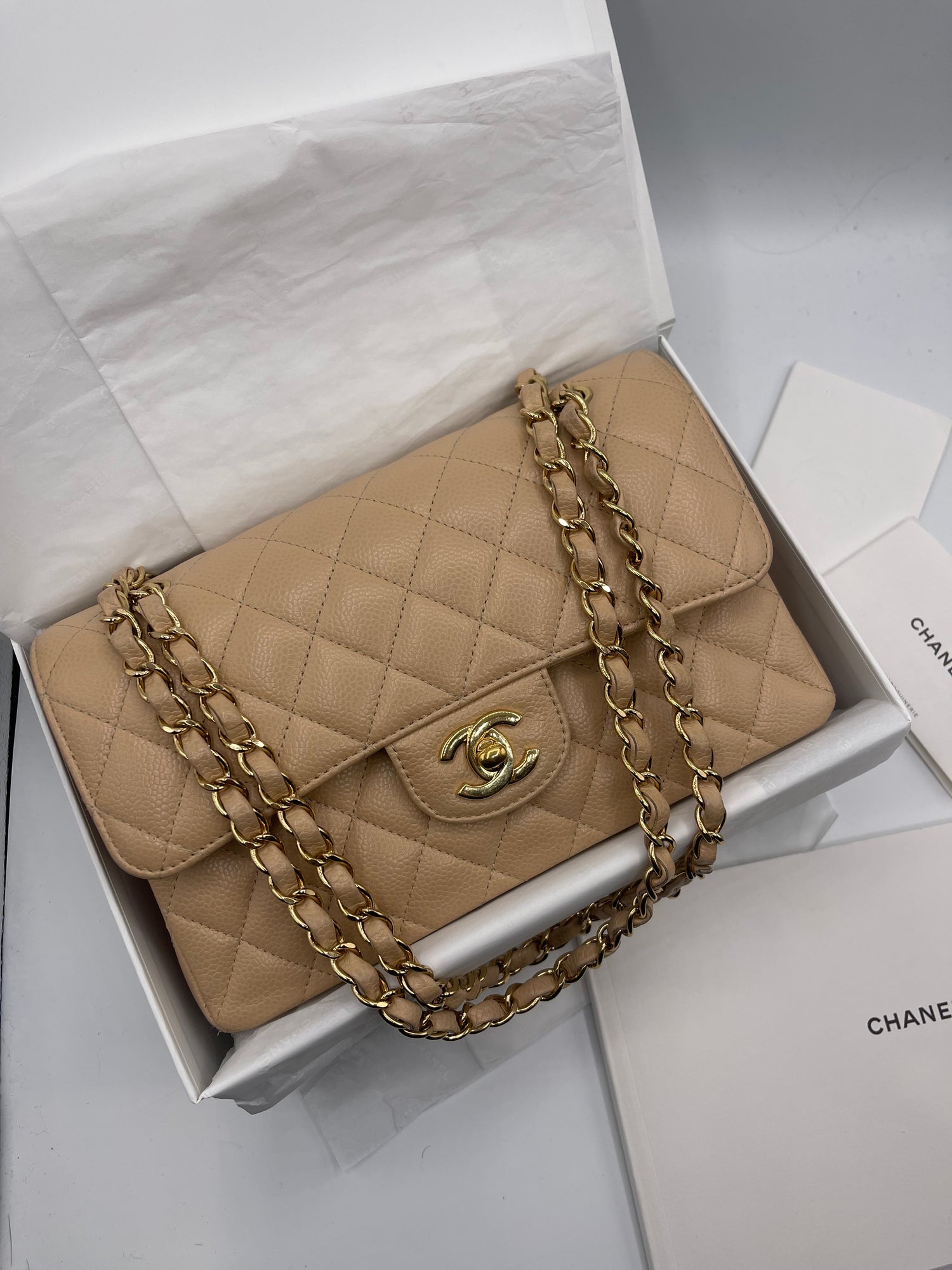 Chanel - Sac Mini Timeless 23 beige