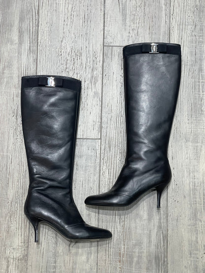 Ferragamo - Bottes en cuir noir T39