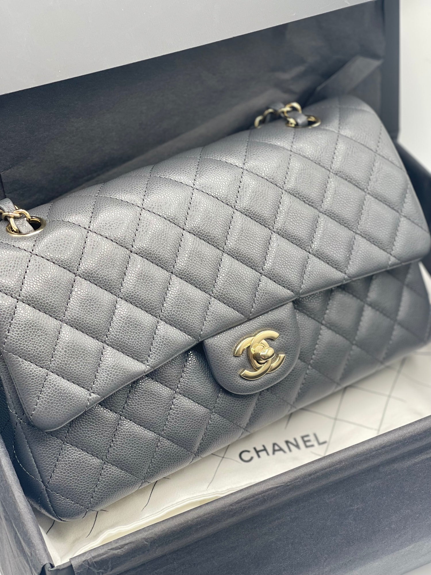 Chanel - Sac Classique 11:12 Timeless  gris