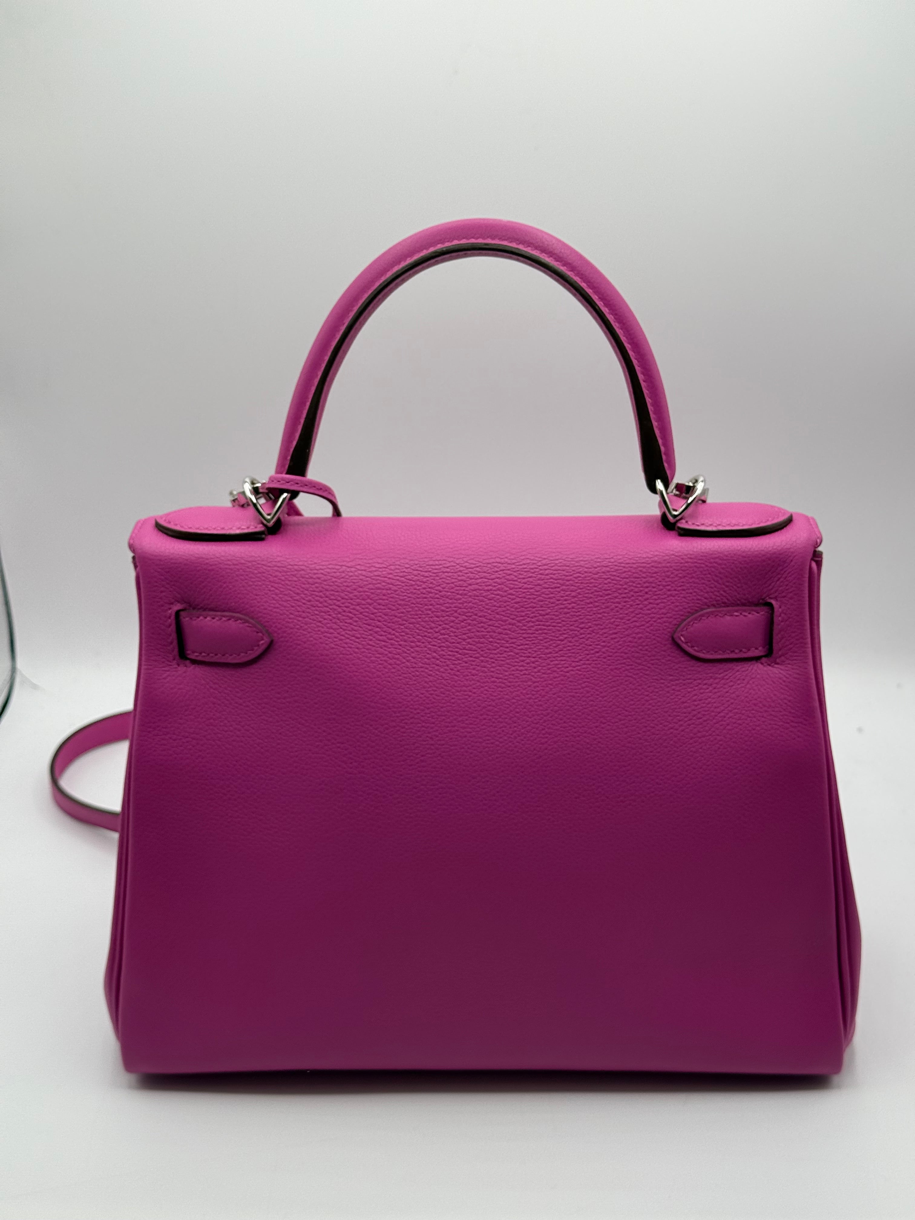 Hermès - Sac Kelly 28 cuir evercolor magnolia