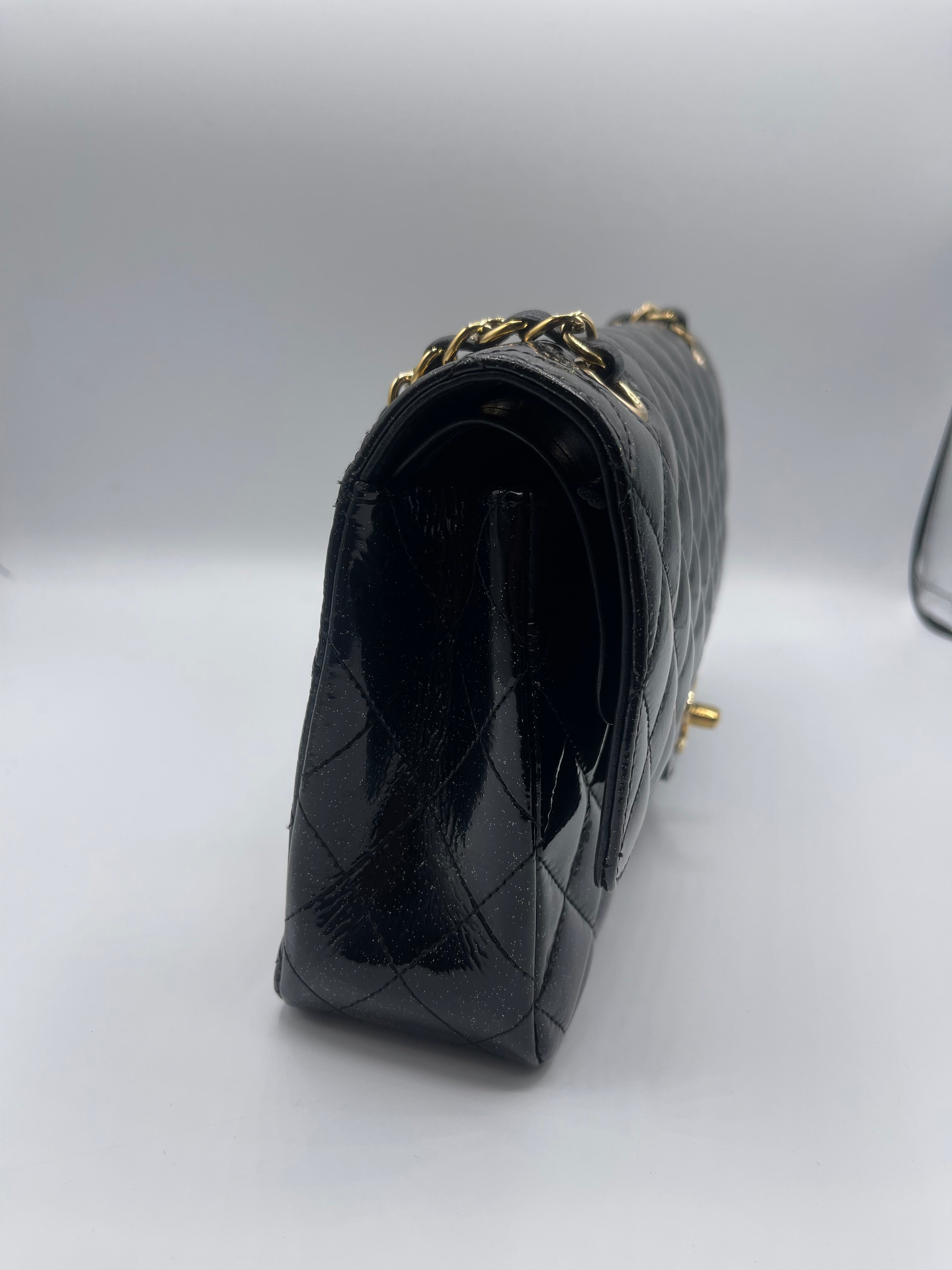 Chanel - Sac 11.12 Timeless noir verni pailleté