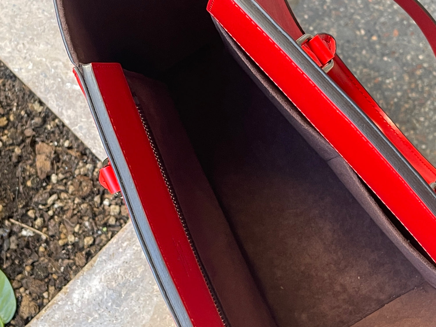 Louis Vuitton - Phenix bag in red epi leather