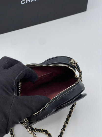 Chanel - Sac Cœur Noir PM