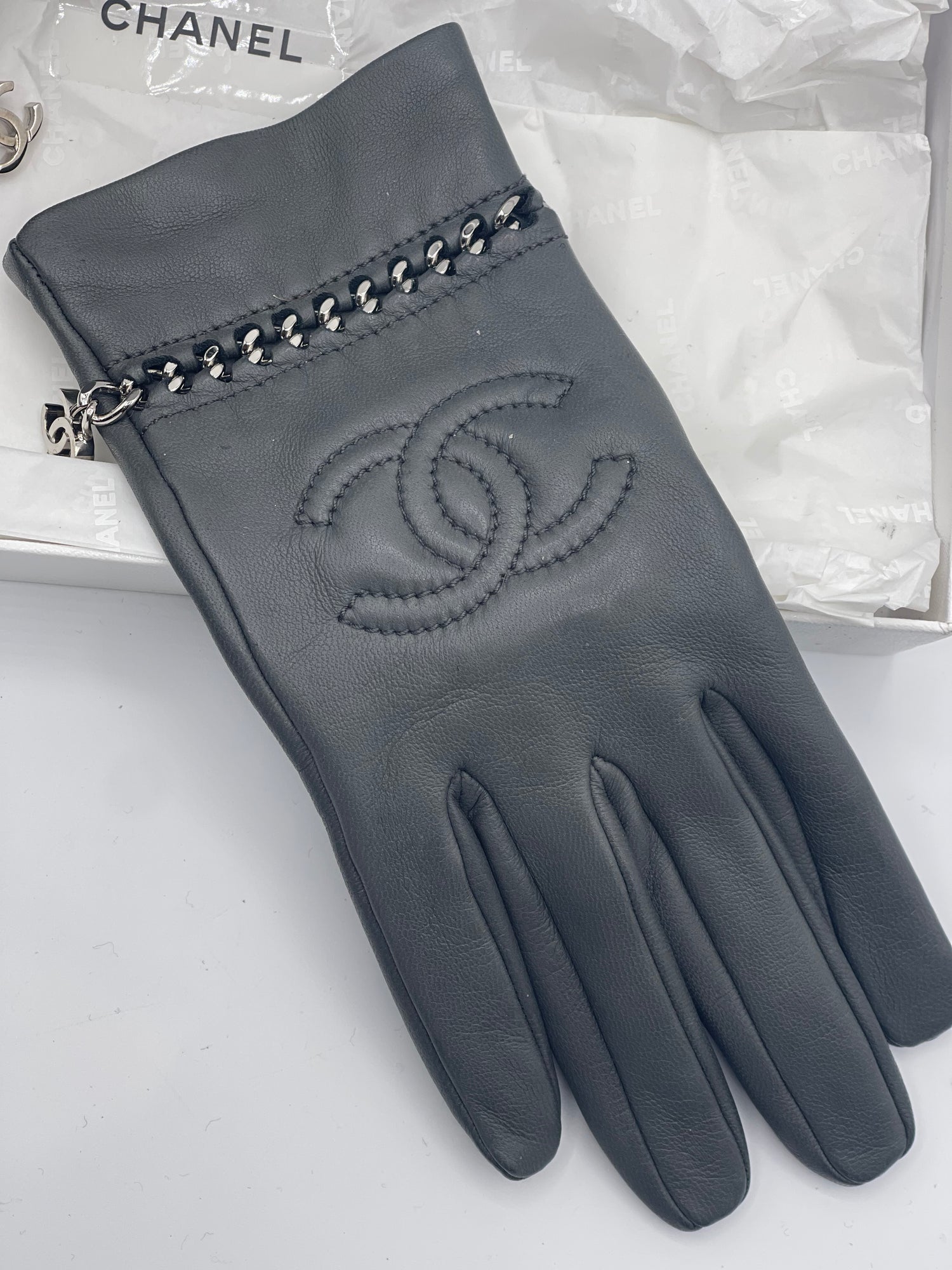 Chanel - Handschuhe T.7.5