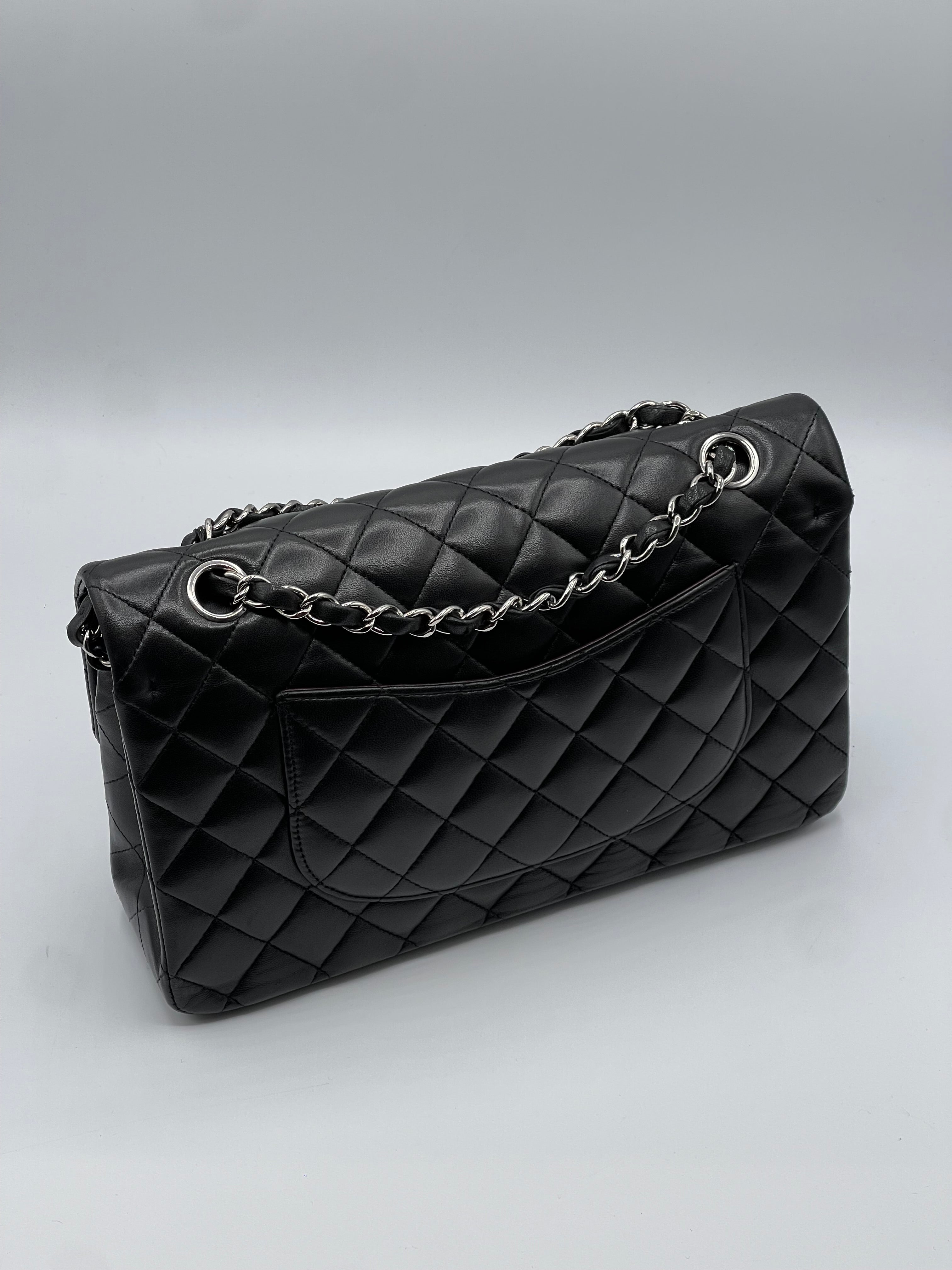 Chanel - Sac 11.12 Classique Timeless 25 Noir