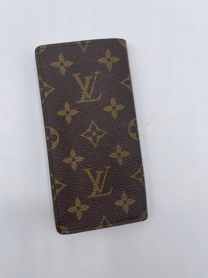 Louis Vuitton - Étui solaire Monogramme