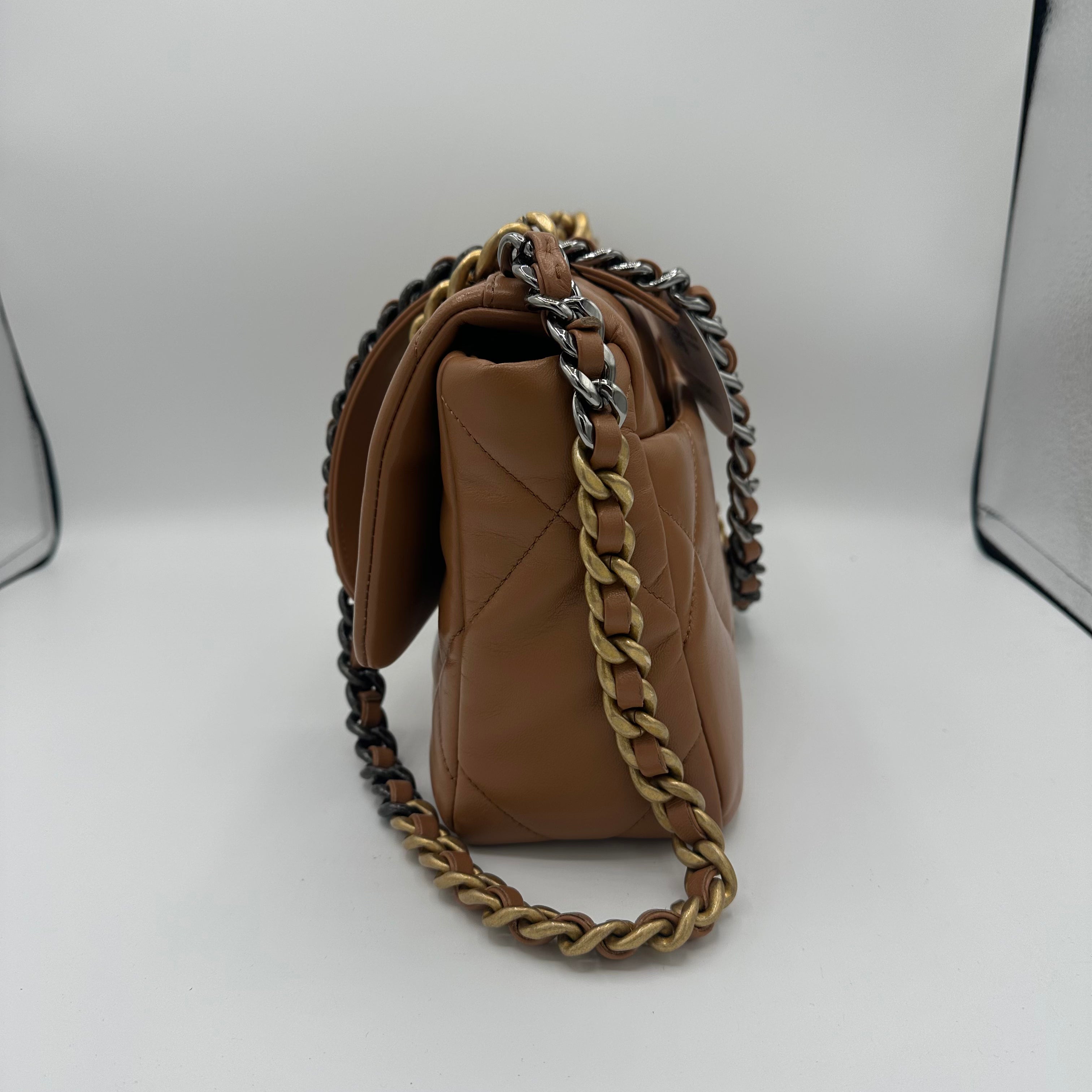 Chanel - Sac Chanel 19