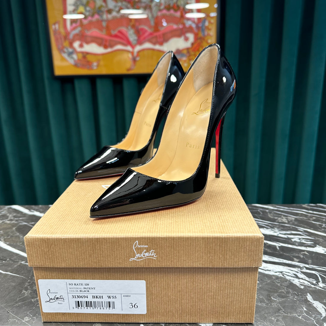 Louboutin: Allora, Kate