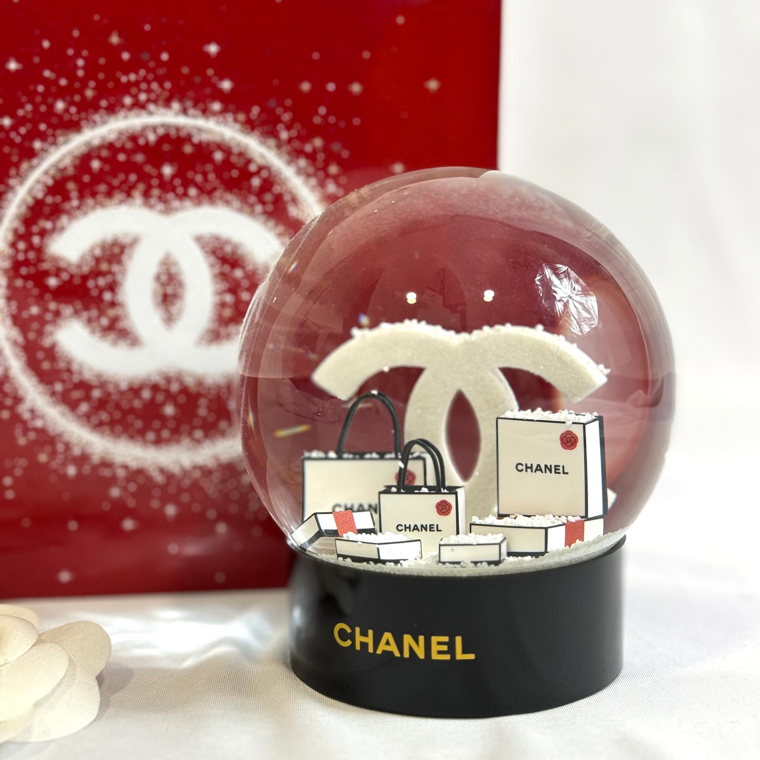 Chanel - Snowball – Les Folies d'Eugenie