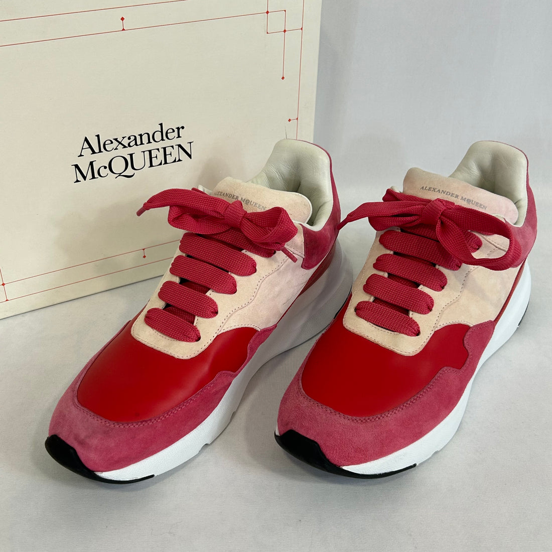 Alexander McQueen - 超大跑步运动鞋