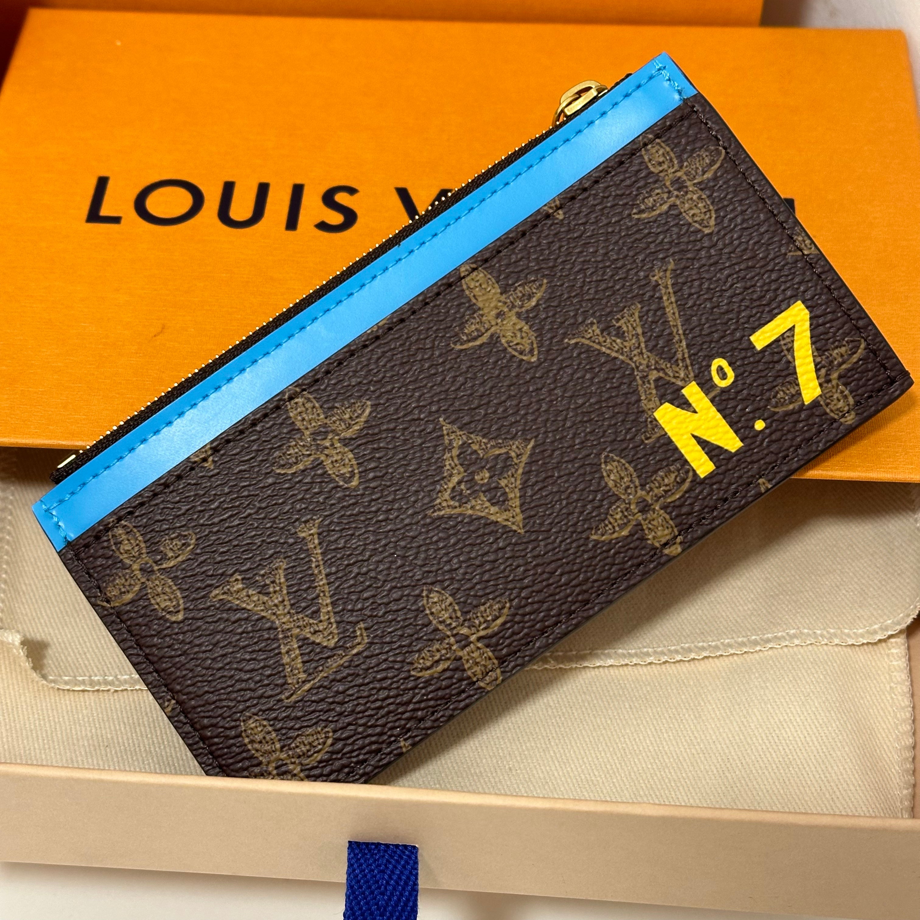 Louis Vuitton – Karteninhaber