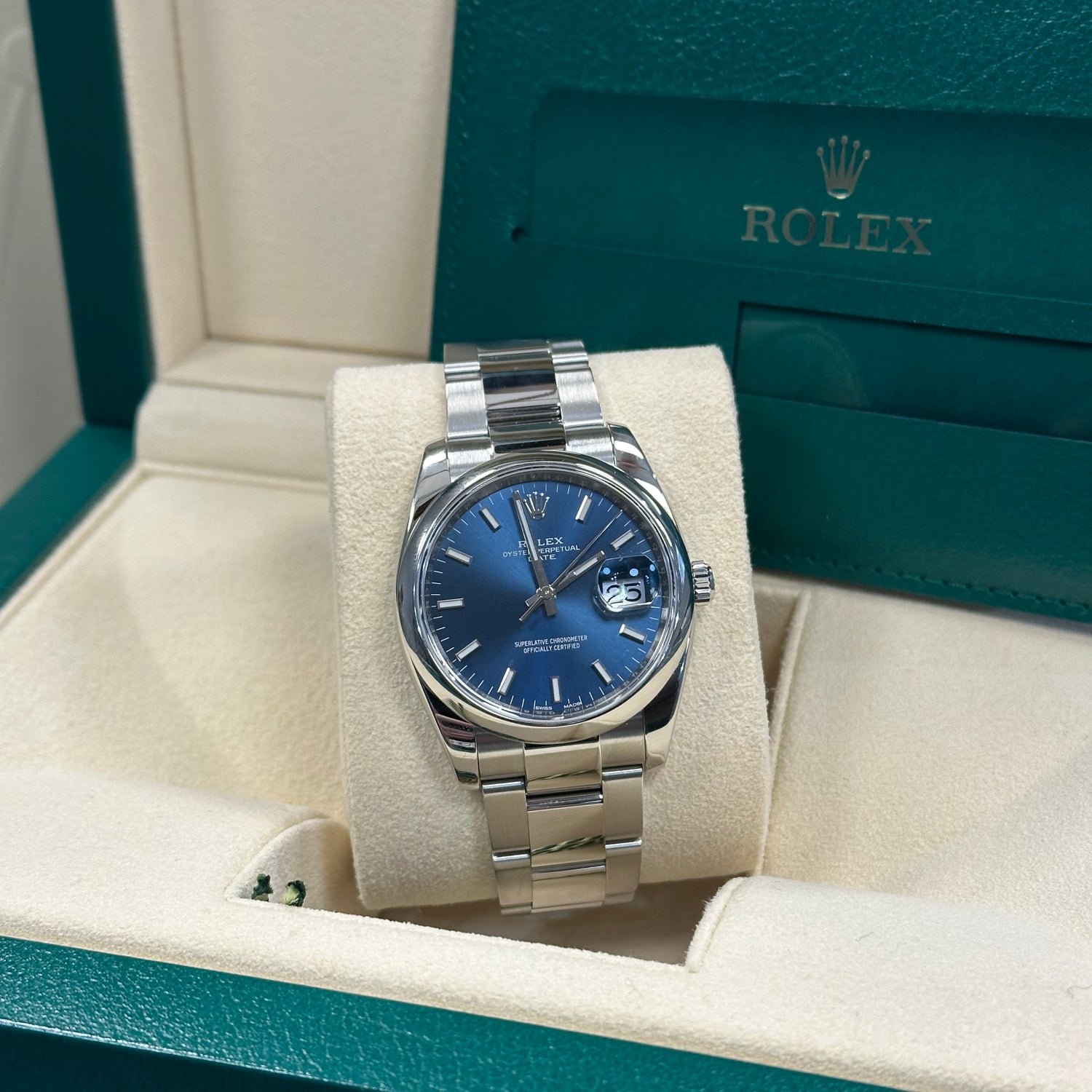 Rolex - Montre Oyster Perpetual Date