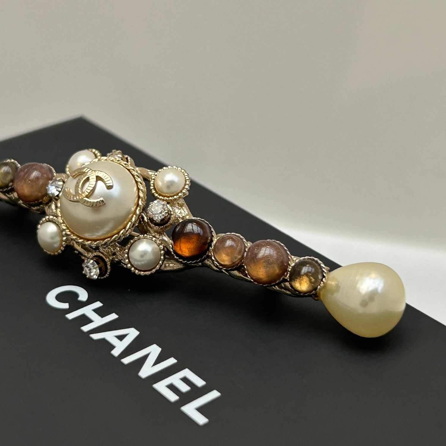 Chanel - Spilla