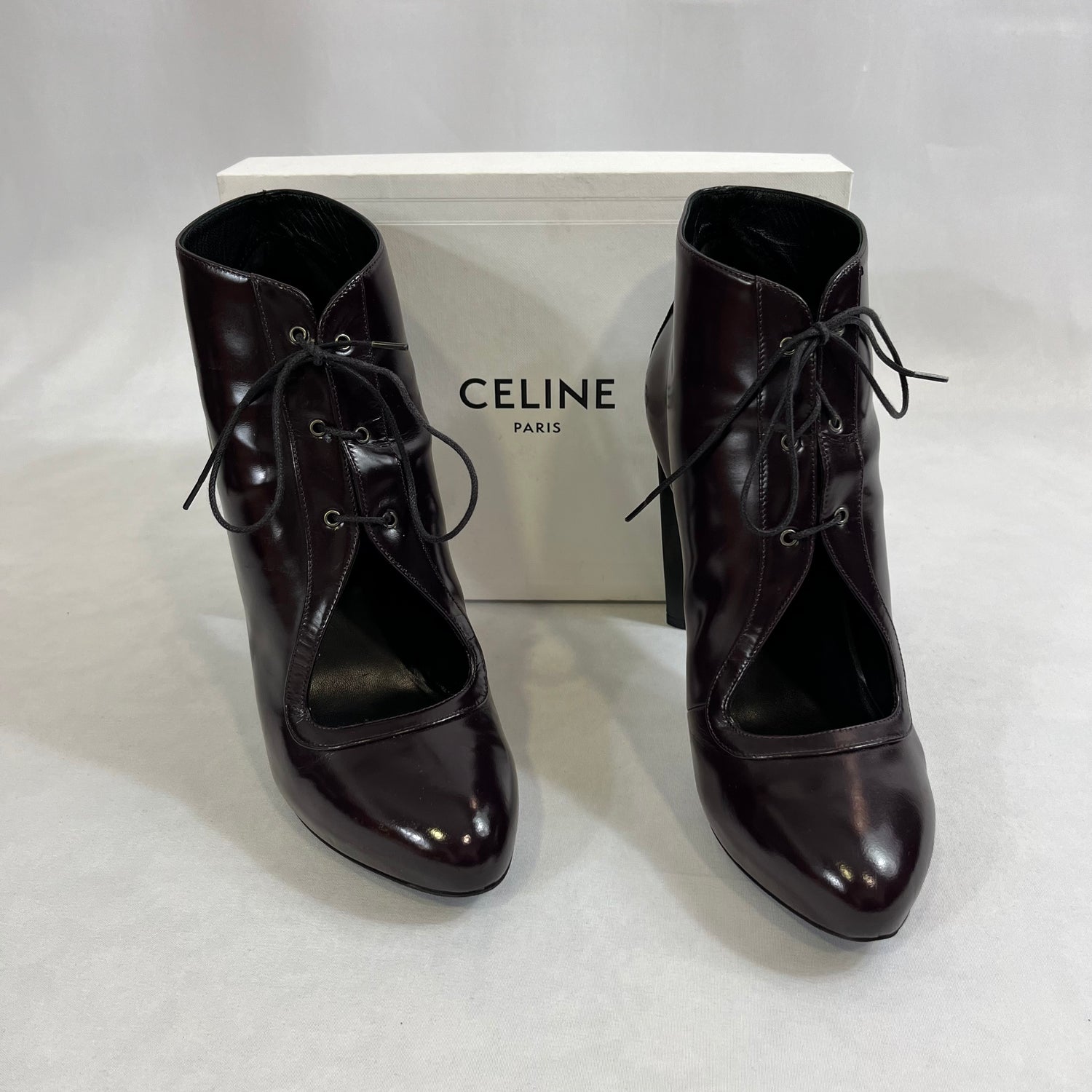 Céline – Schnürstiefel