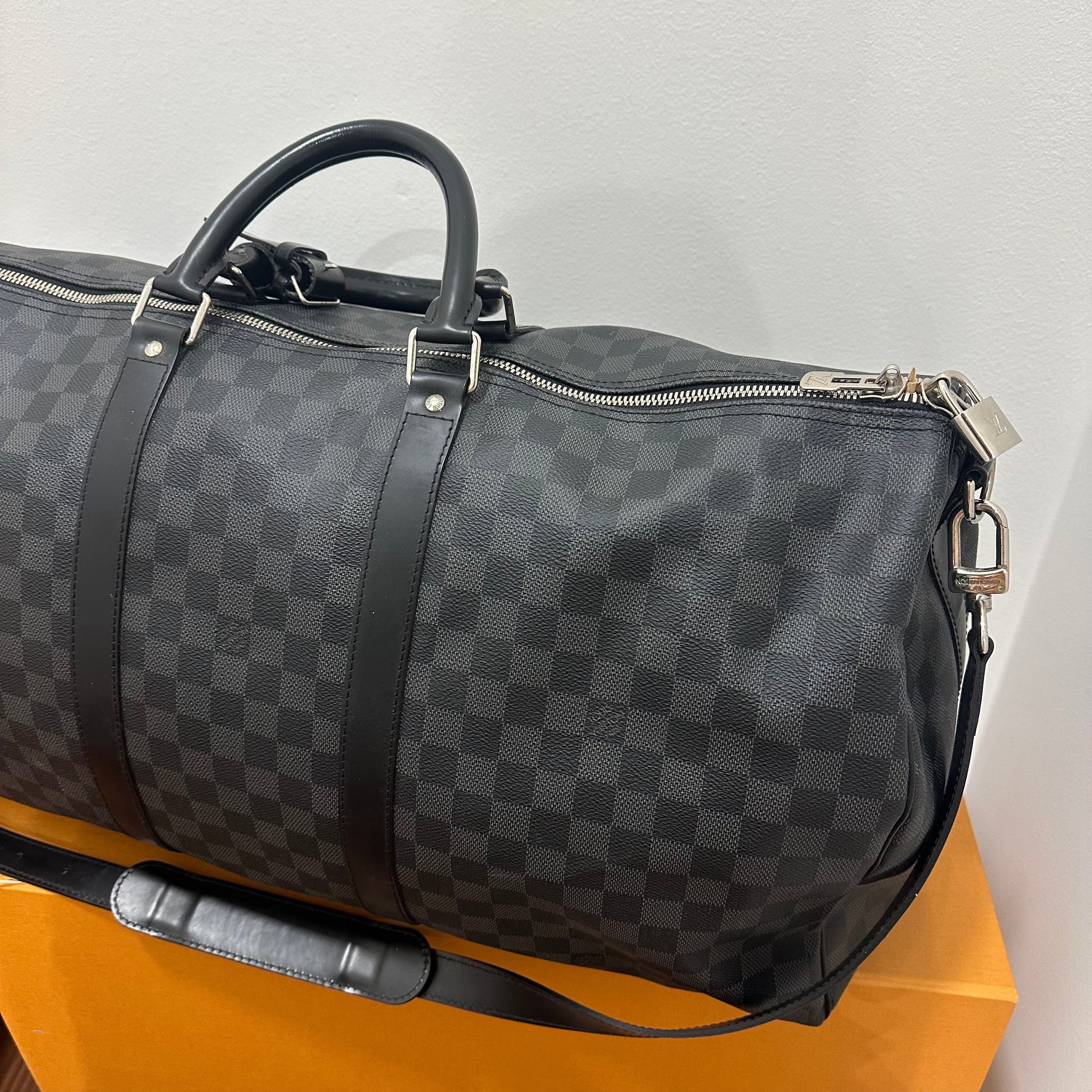 Louis Vuitton - Keepall 55 Graphite