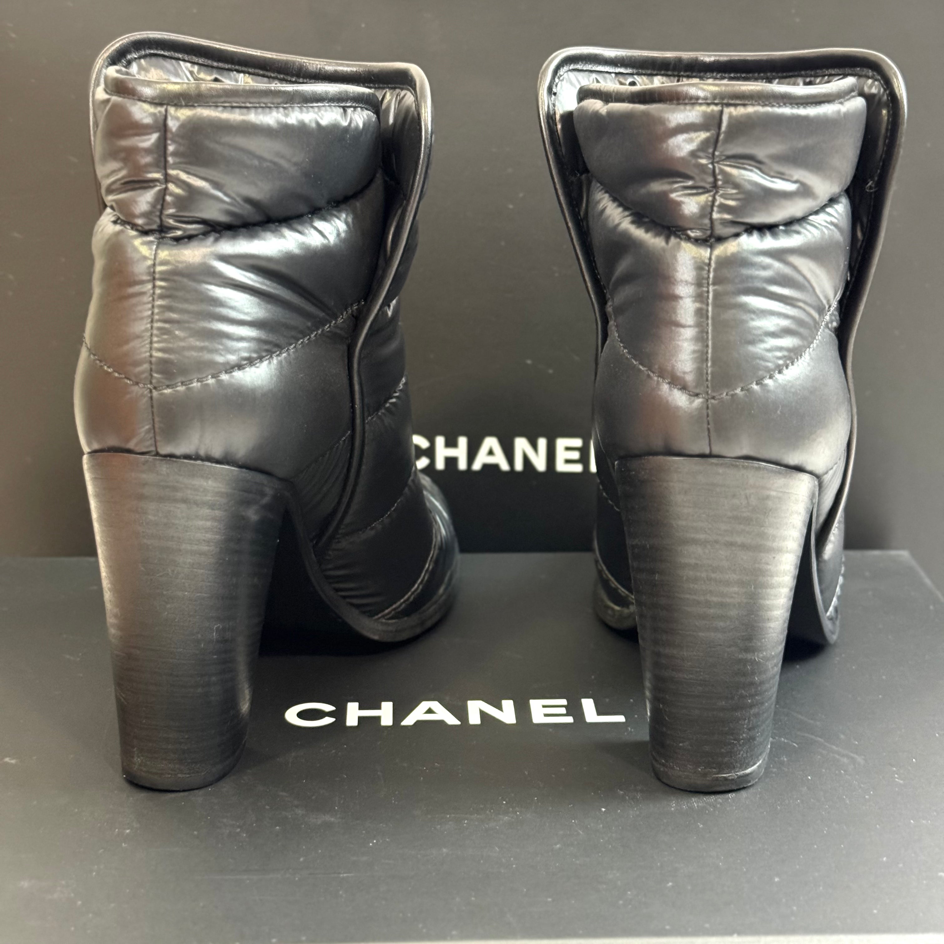 Chanel - Bottines à talons