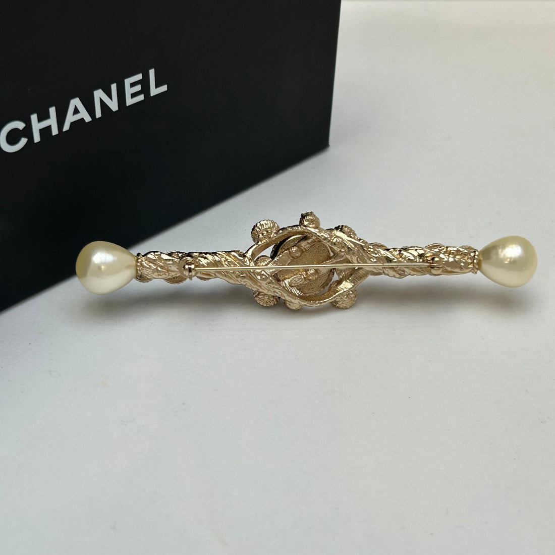 Chanel - Broche