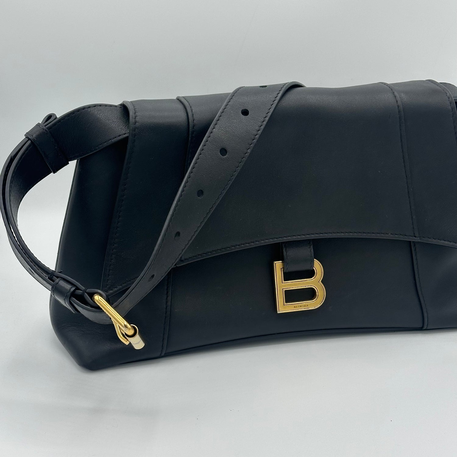 Balenciaga - Sac Hourglass soft