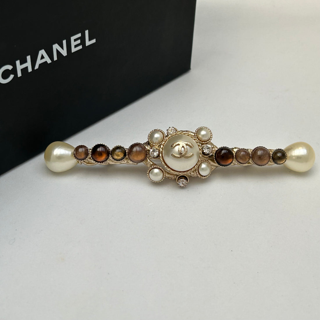 Chanel – Brosche