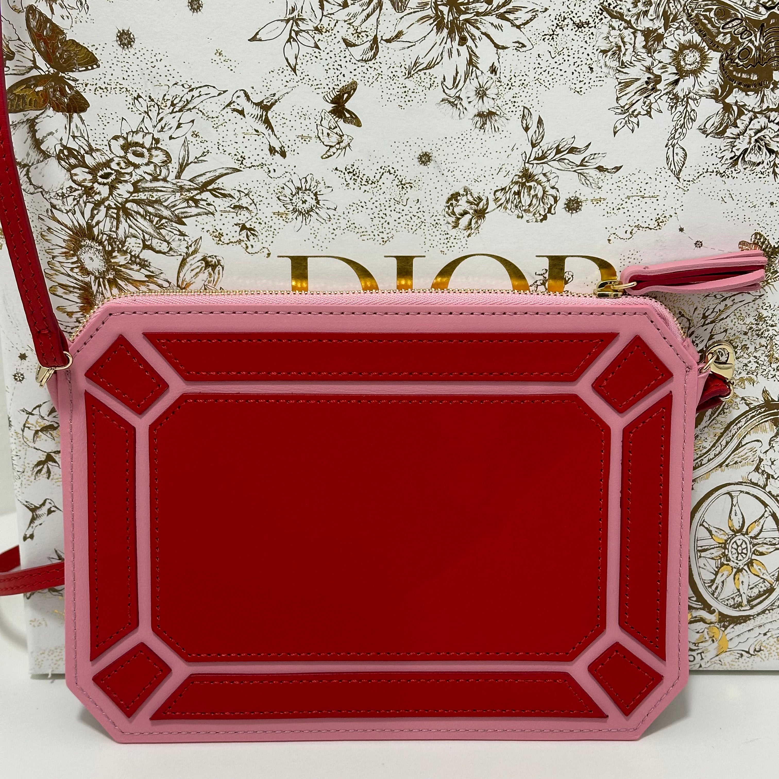 Dior – Clutch