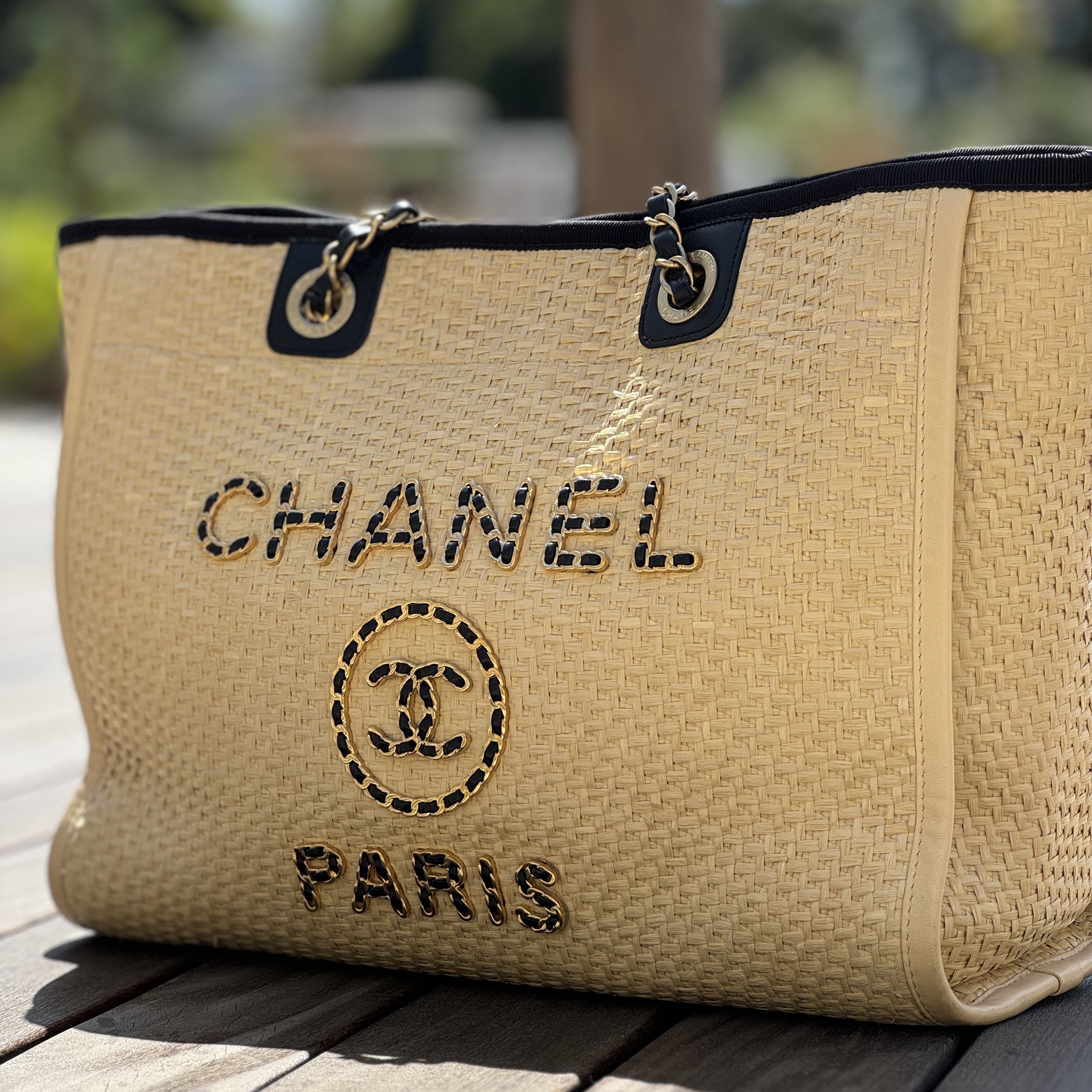 Chanel - Sac Cabas Deauville