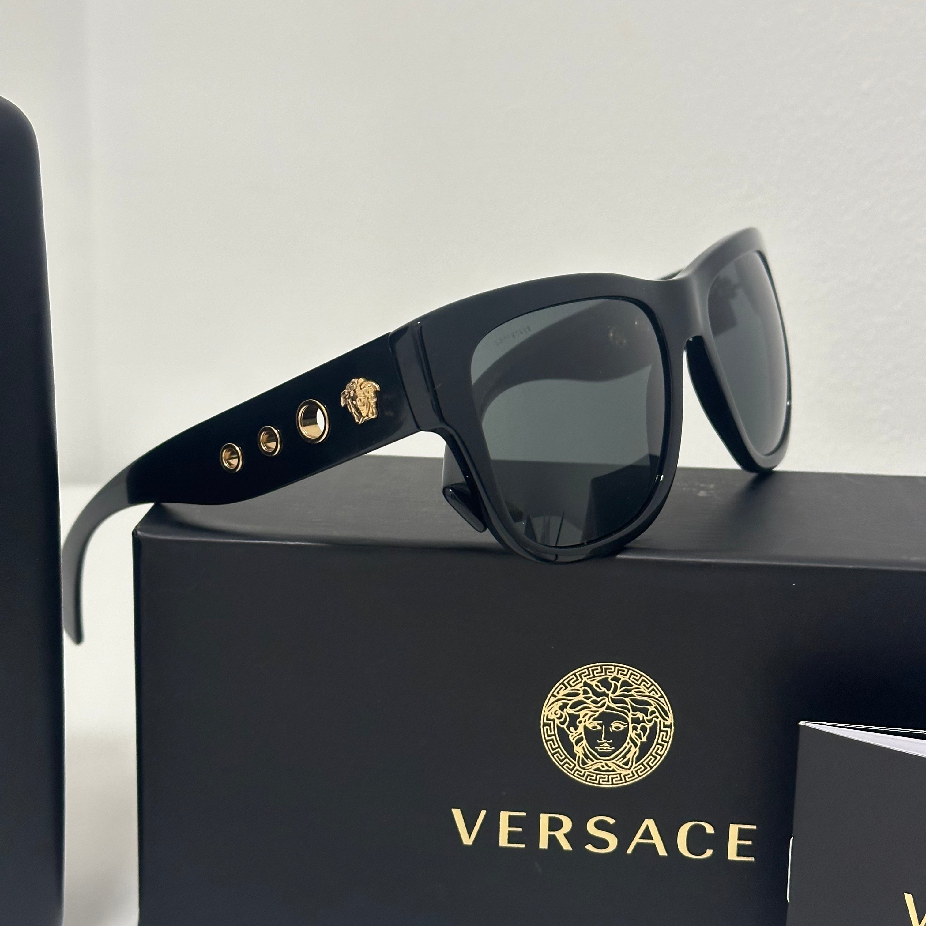 فيرساتشي - نظارات شمسية