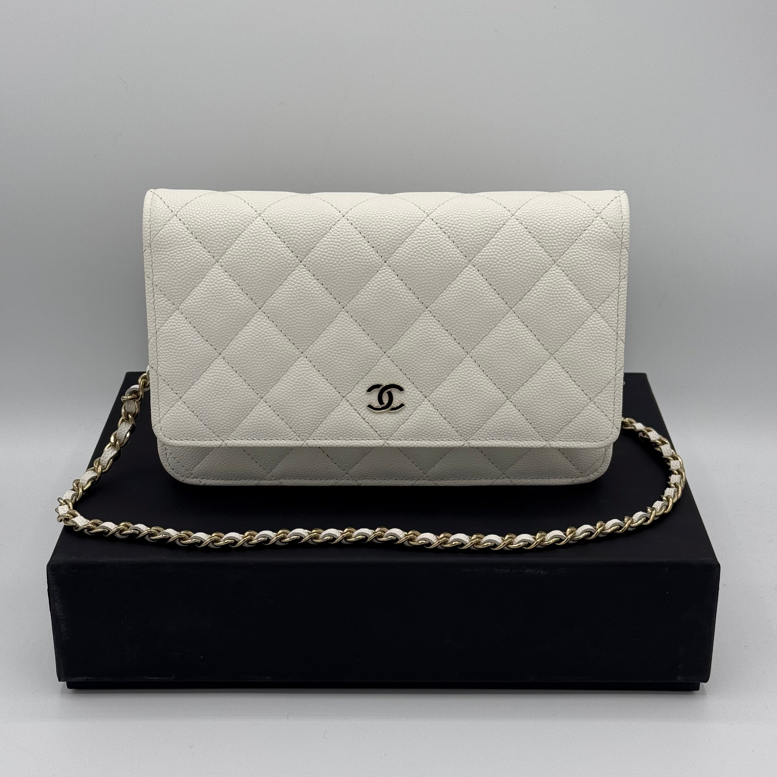 Chanel - Sac Wallet On Chain