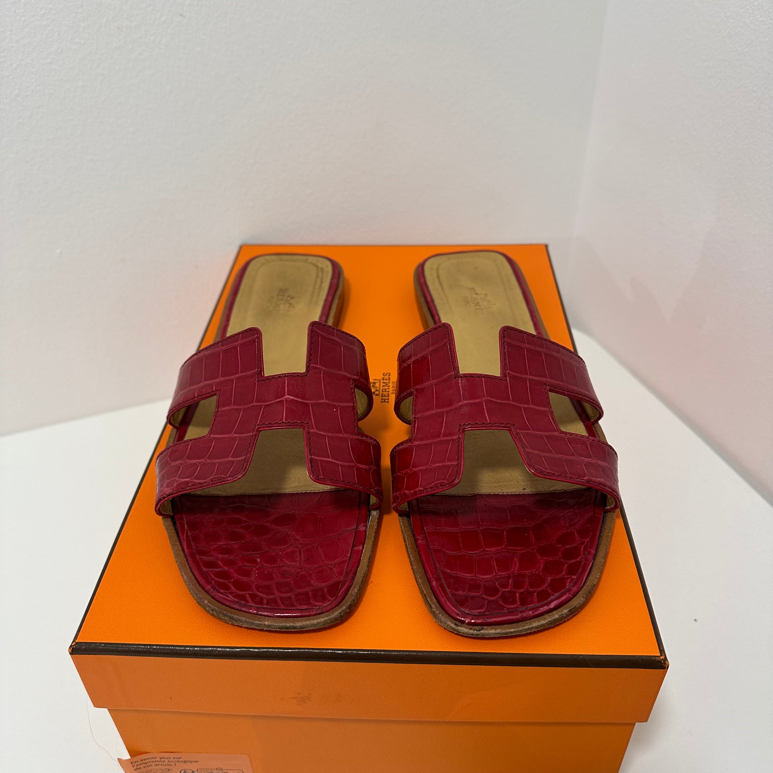 Hermès - Oran sandals