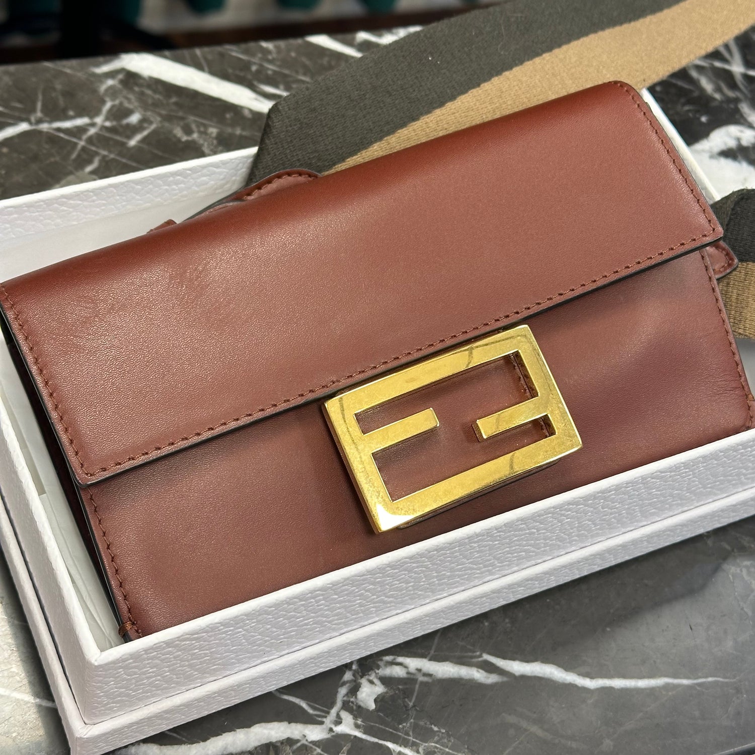 Fendi - Sac Flat Baguette