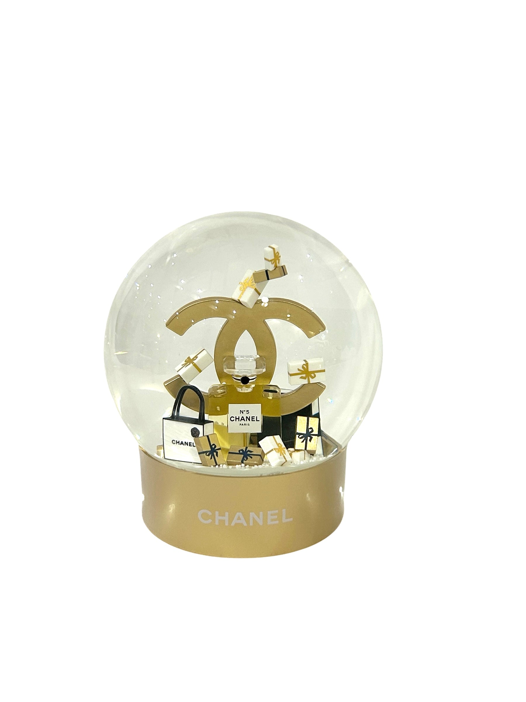 Chanel - Boule à neige