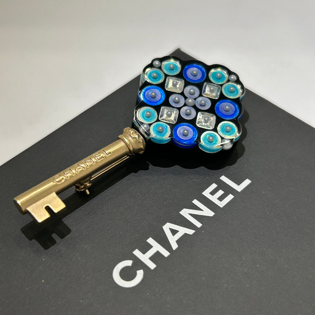 Chanel – Brosche