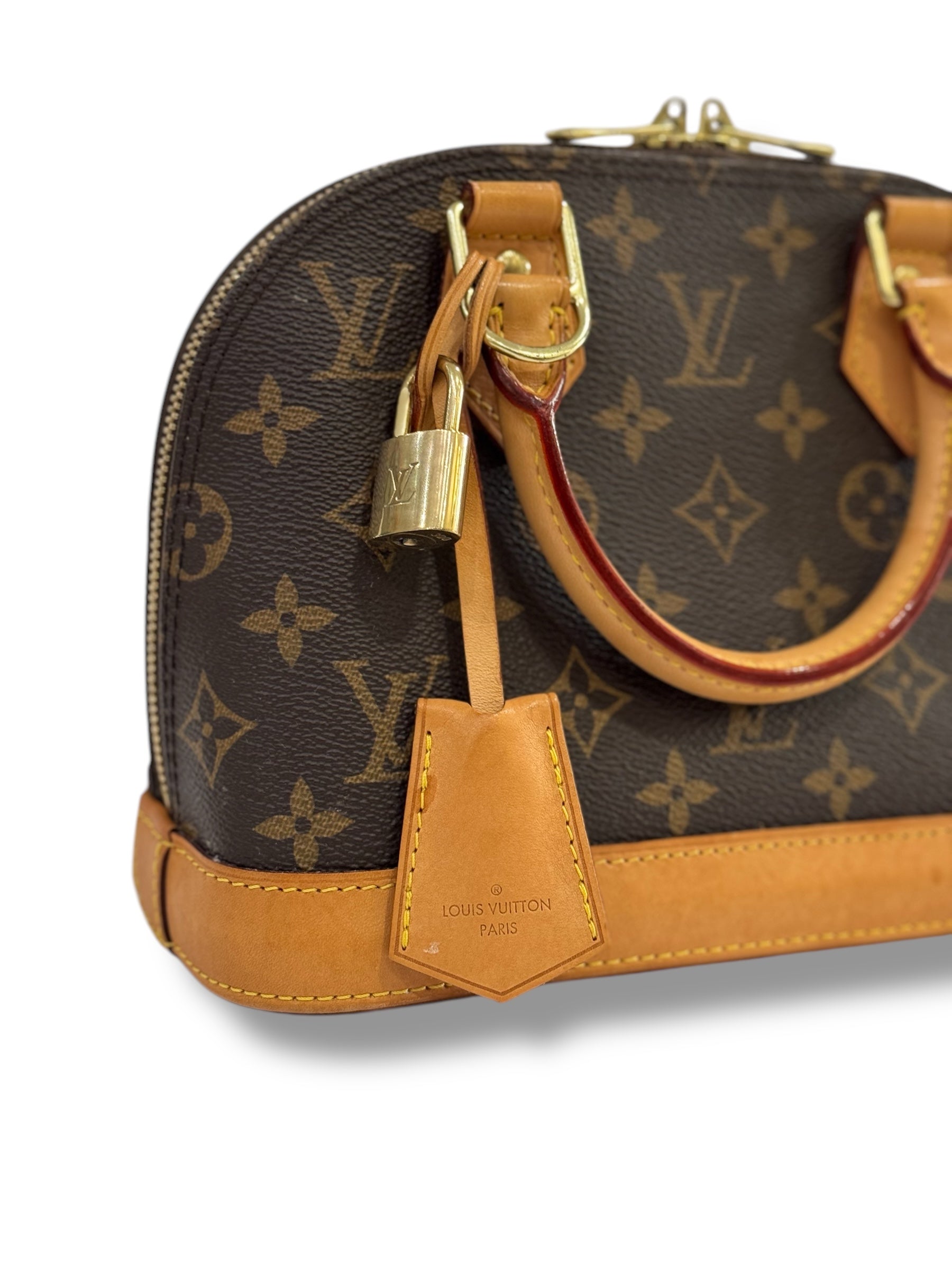 Louis Vuitton - Sac BB Alma