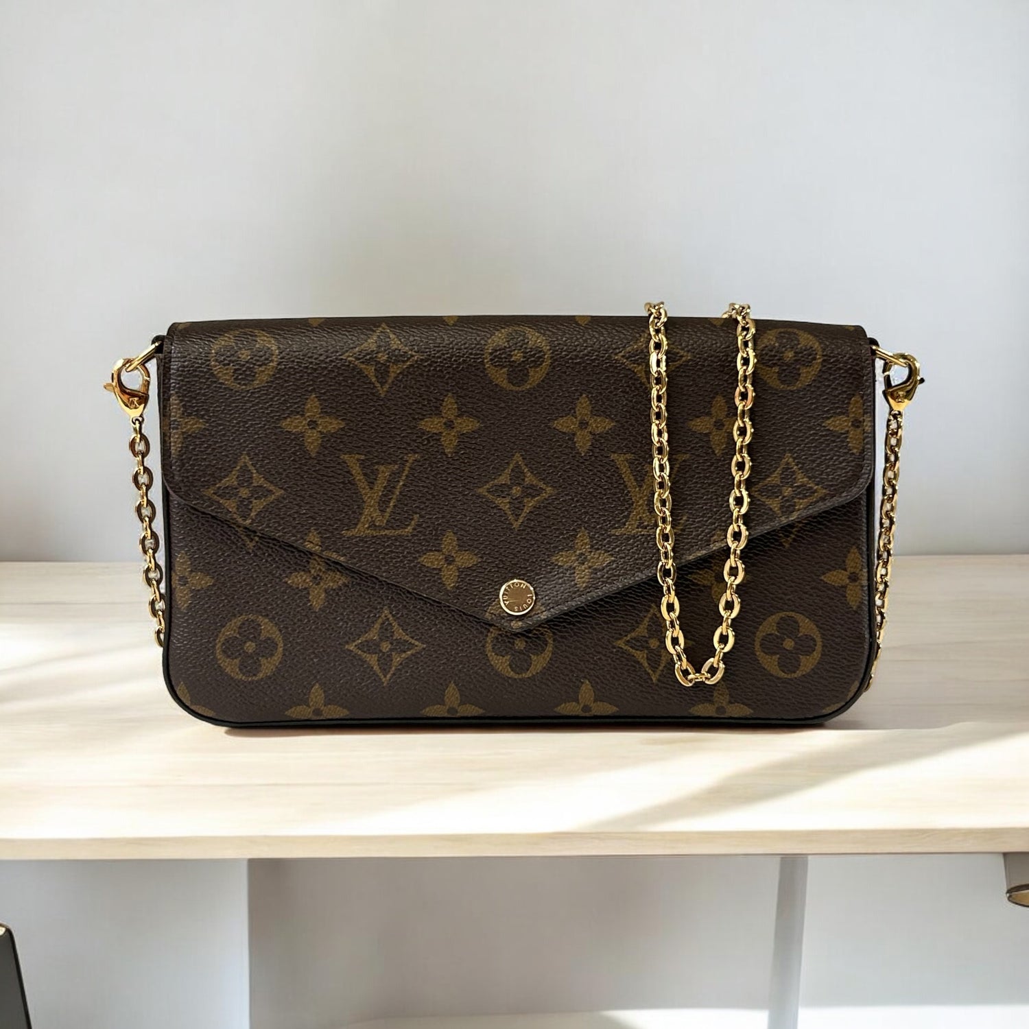 Louis Vuitton - Pochette Félicie