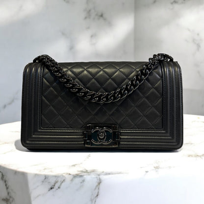 Chanel - Boy Medium So Black