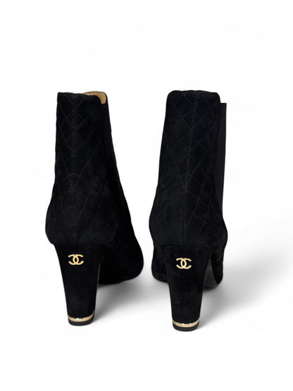 Chanel - Bottines à talon T.38,5