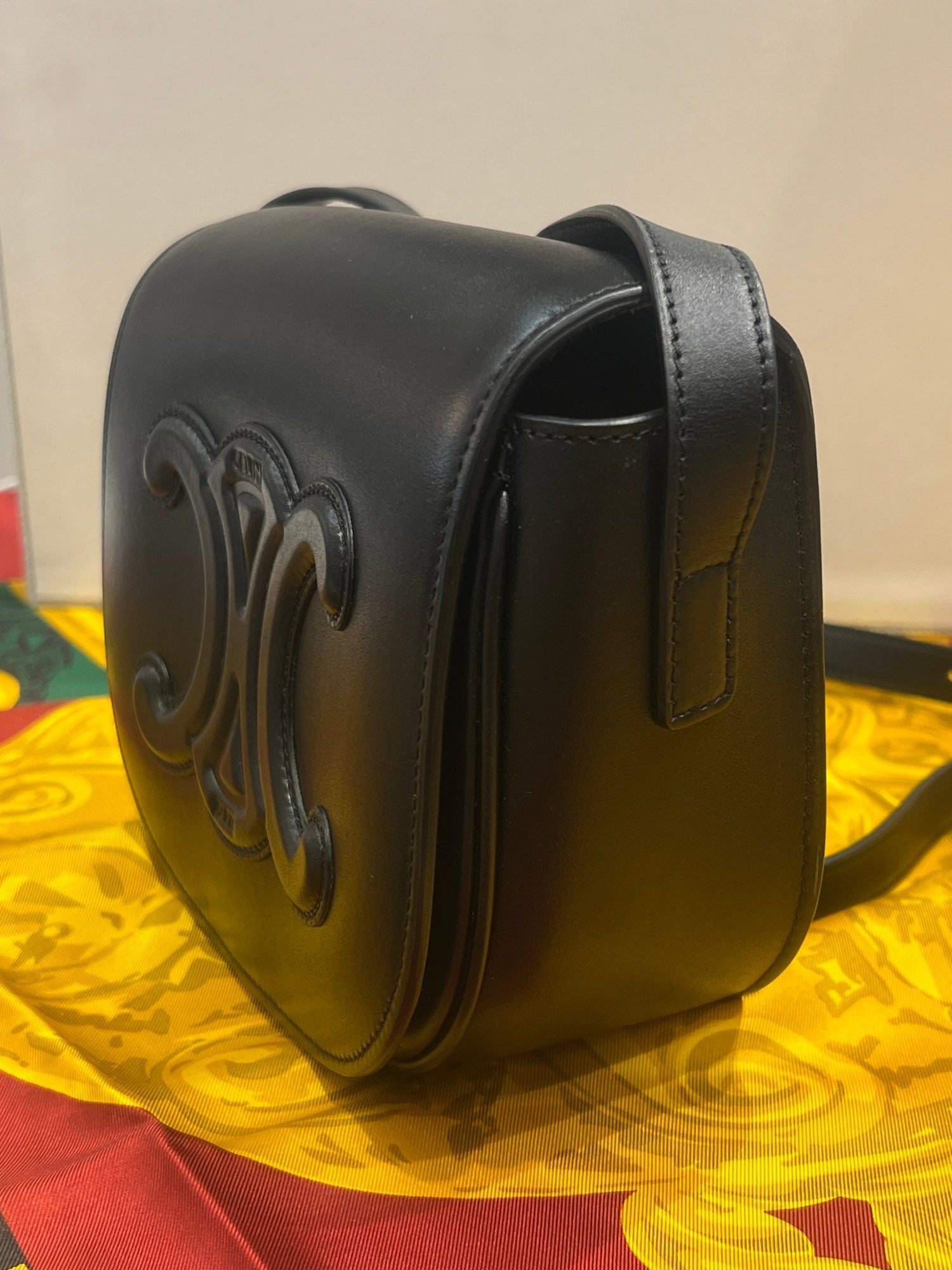 Céline - sac Folco cuir noir - Les Folies d&