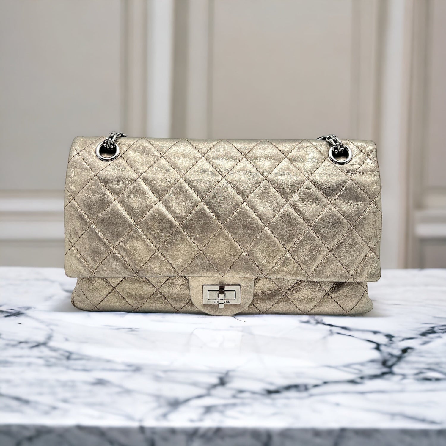 Chanel 2.55 Doré Moyen Sac - Les Folies d&