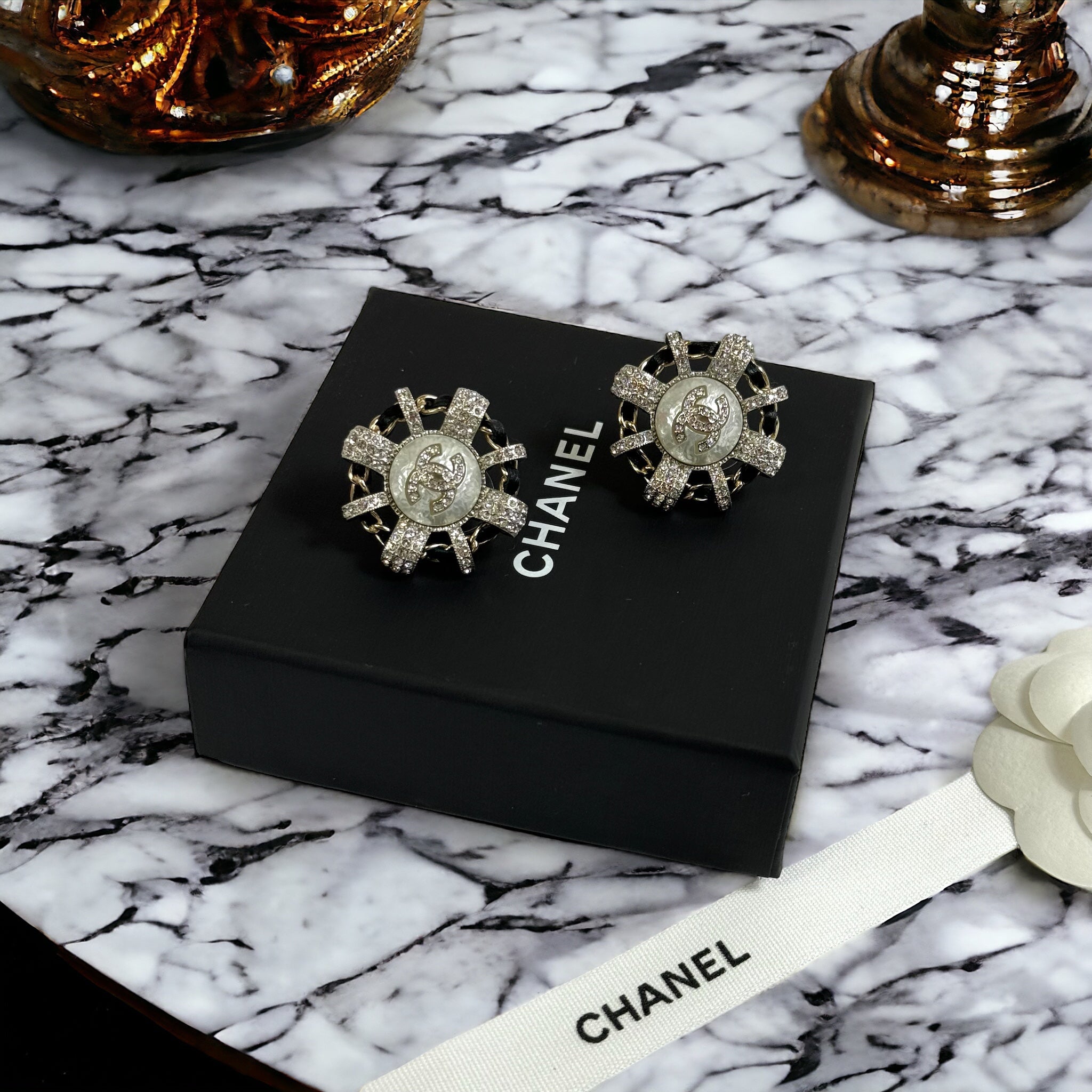 Chanel - Boucles d’oreilles - Les Folies d&