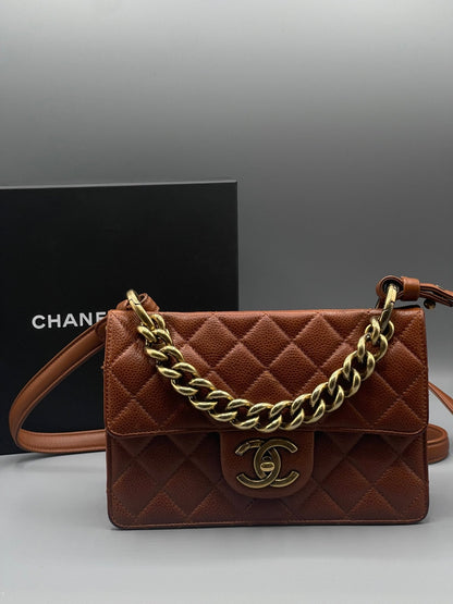 Chanel - Petit Sac classique chain - Les Folies d&