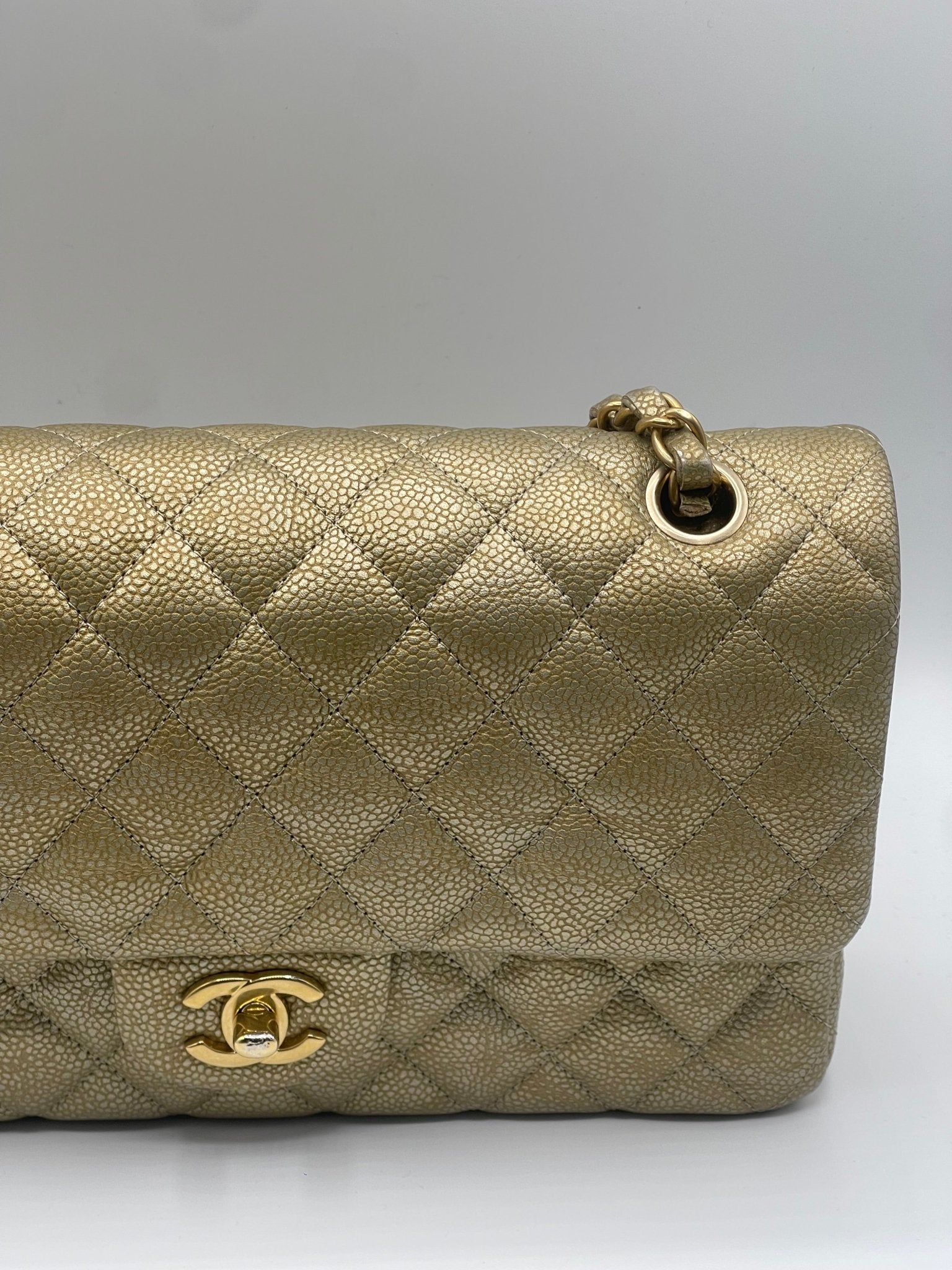 Chanel - Sac 11.12 Timeless doré irisé - Les Folies d&