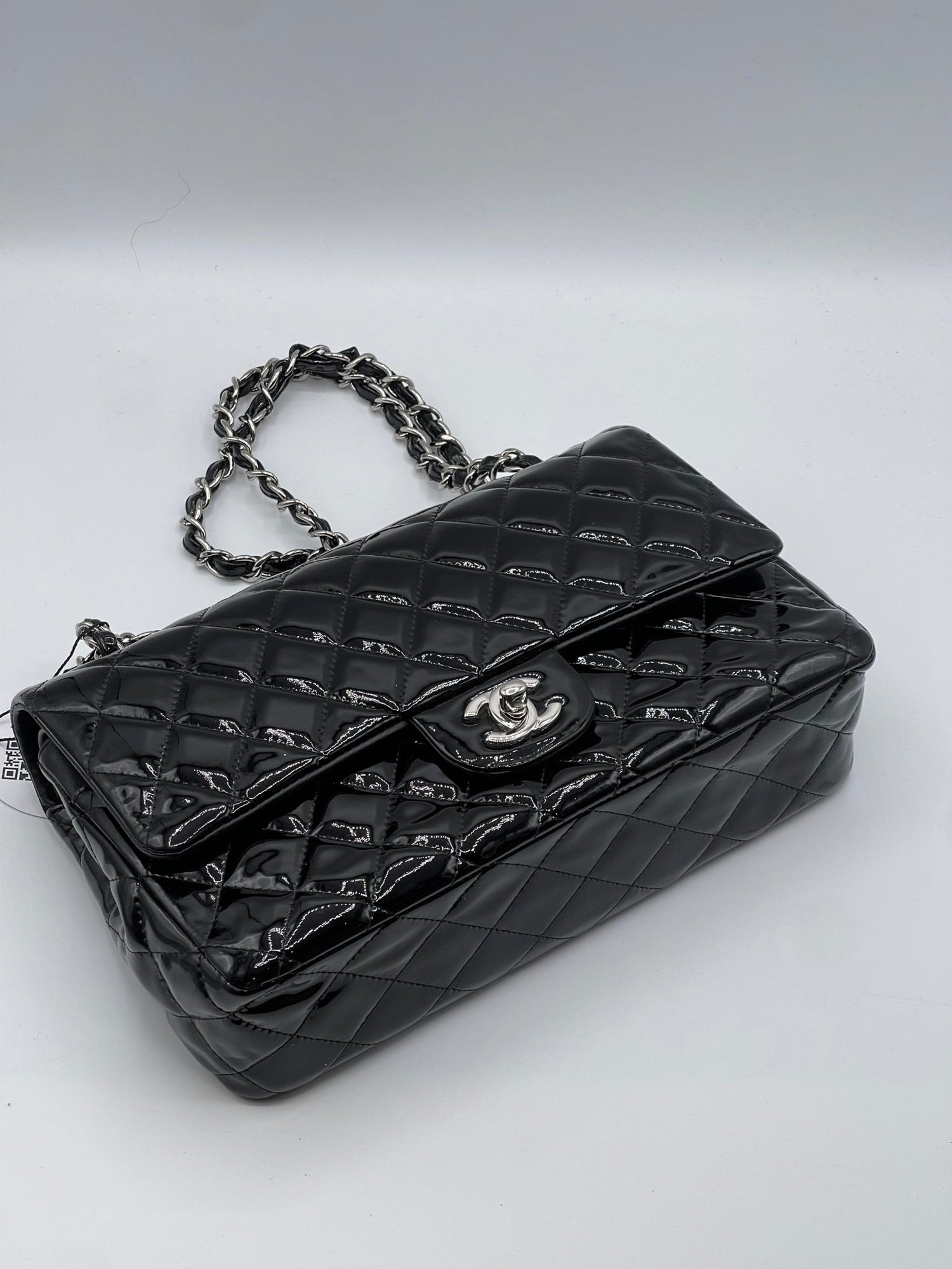 Chanel - Sac 11.12 Timeless verni noir - Les Folies d&