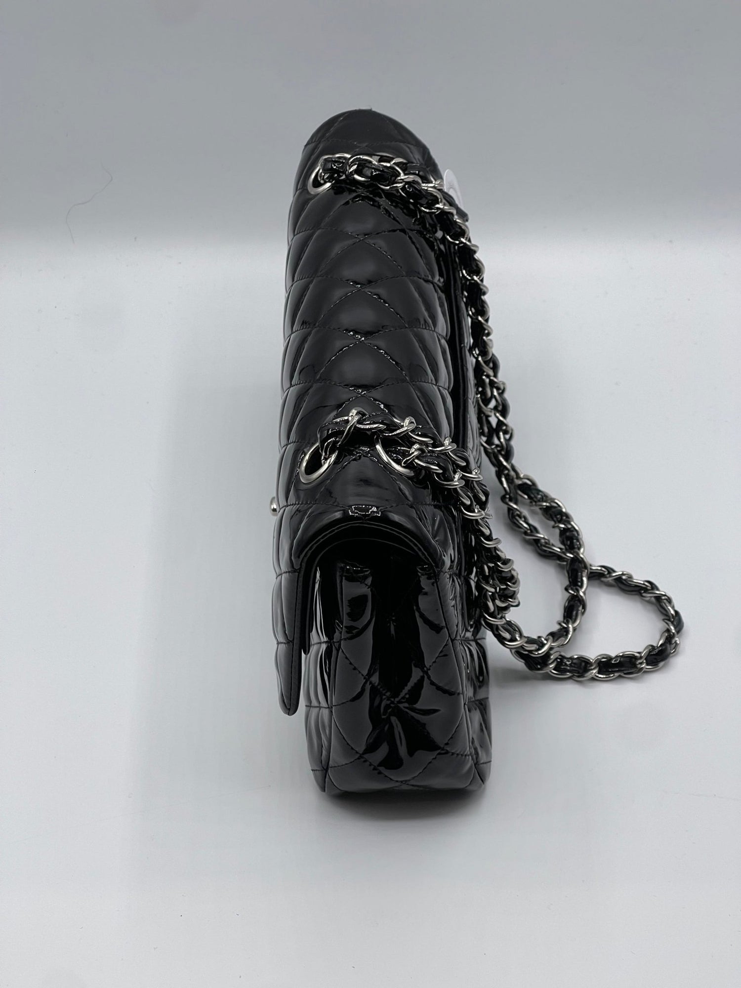 Chanel - Sac 11.12 Timeless verni noir - Les Folies d&