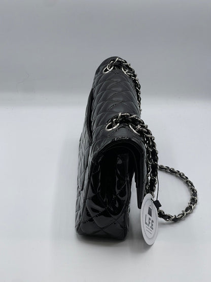 Chanel - Sac 11.12 Timeless verni noir - Les Folies d&