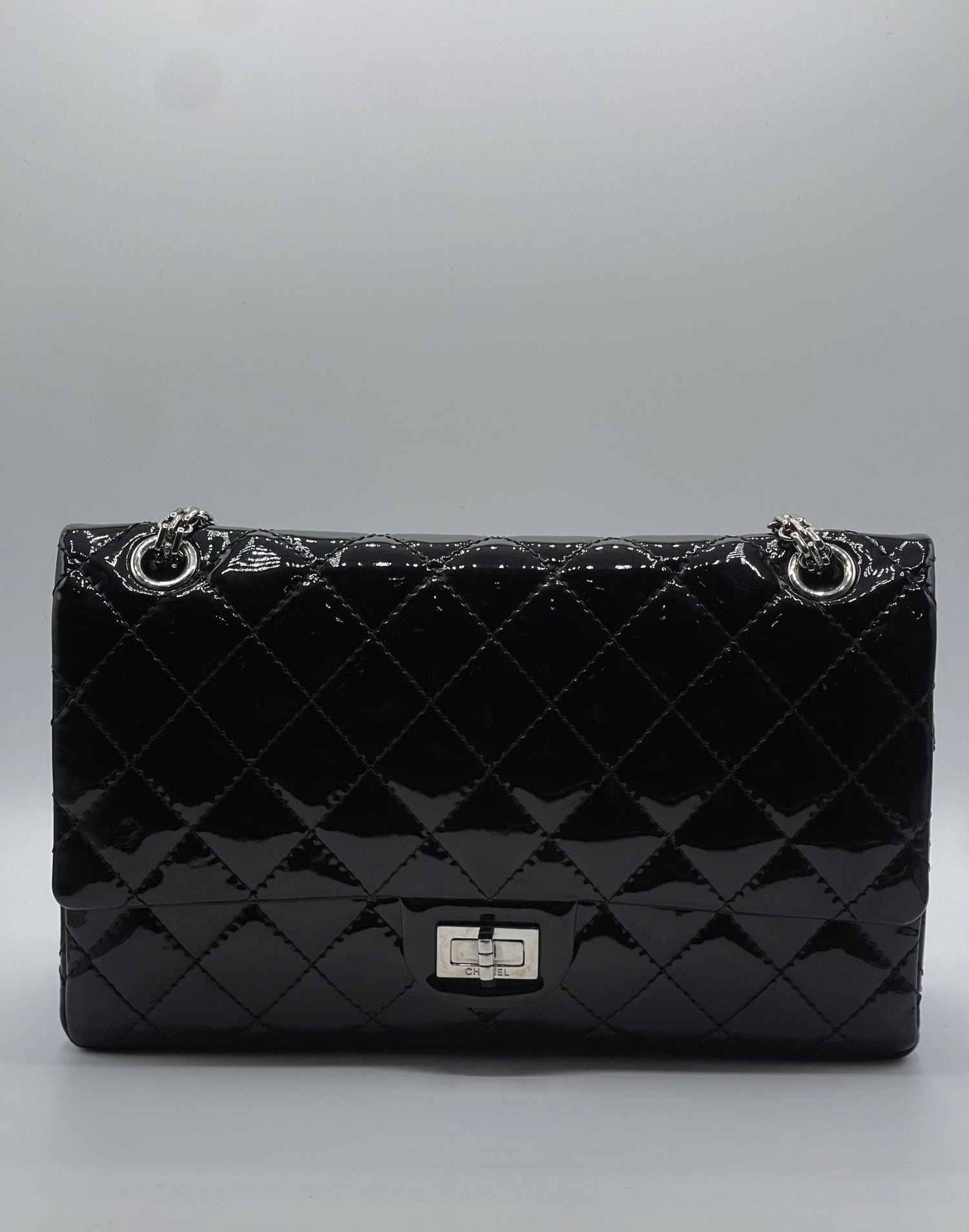 Chanel - Sac 2.55 vernis noir - Les Folies d&