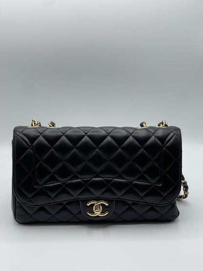 Chanel - sac à Rabat cuir noir - Les Folies d&