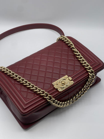 Chanel - Sac Boy 28 bordeaux - Les Folies d&