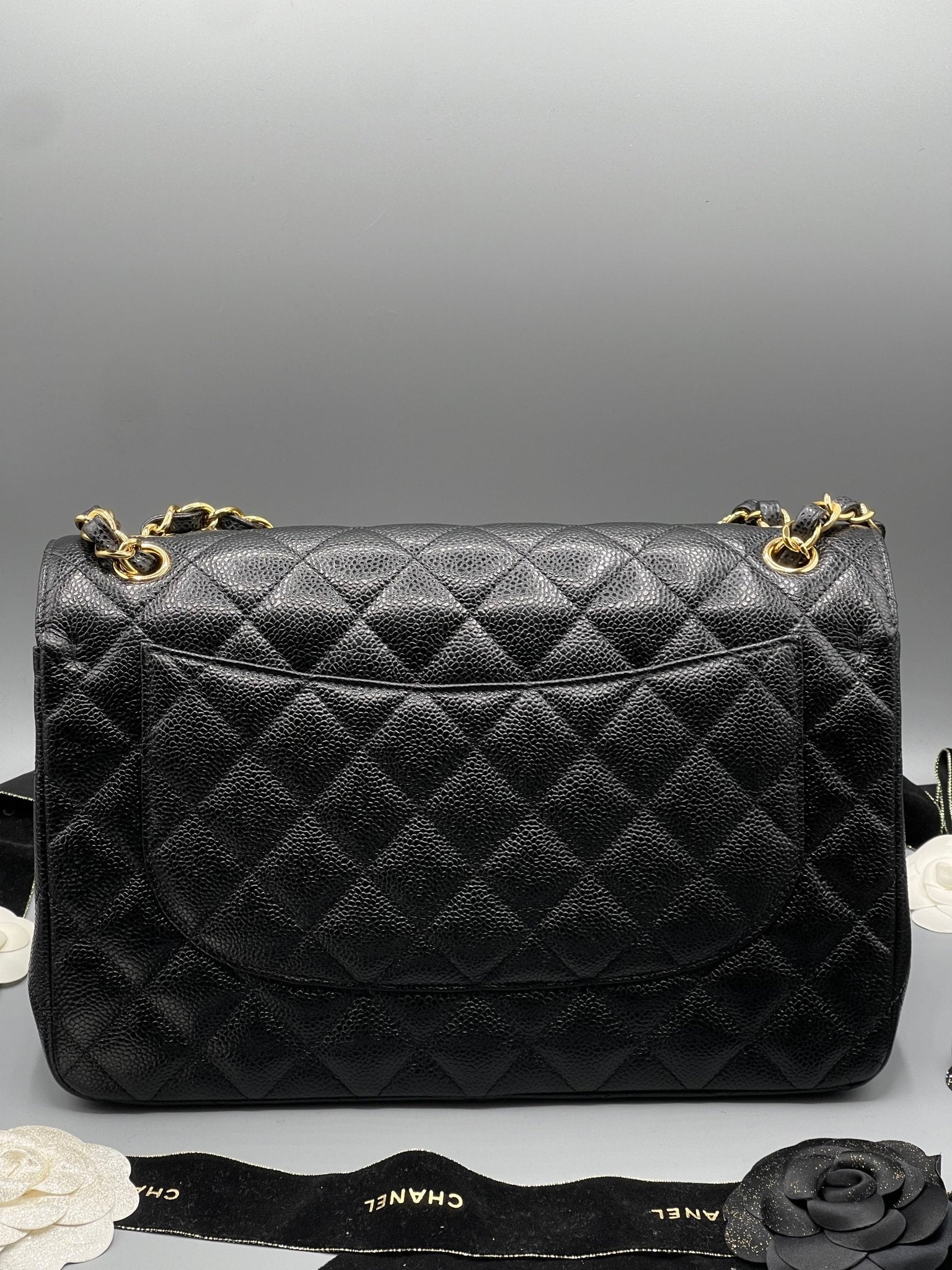 Chanel - Sac Classique 11.12 Jumbo noir - Les Folies d&